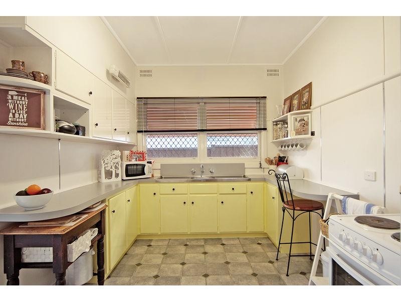 38 Plunkett Street, Nowra NSW 2541
