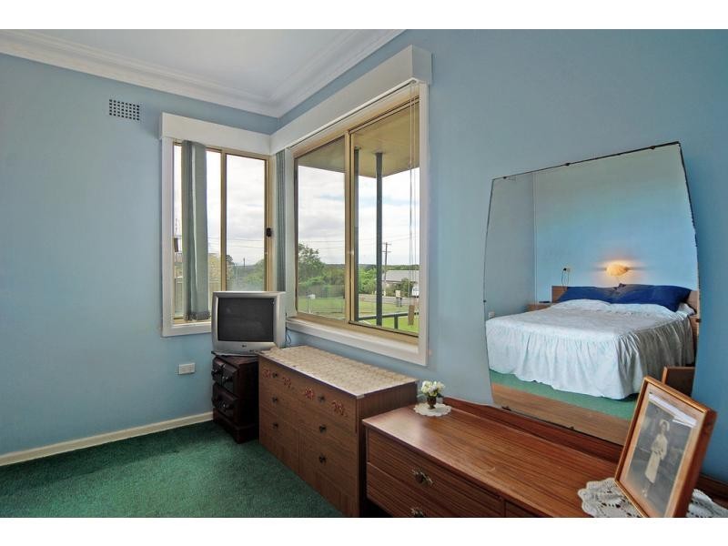 27 Jervis Street, Greenwell Point NSW 2540