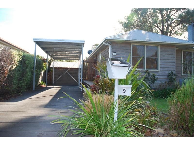 9 Jervis Street, Nowra NSW 2541
