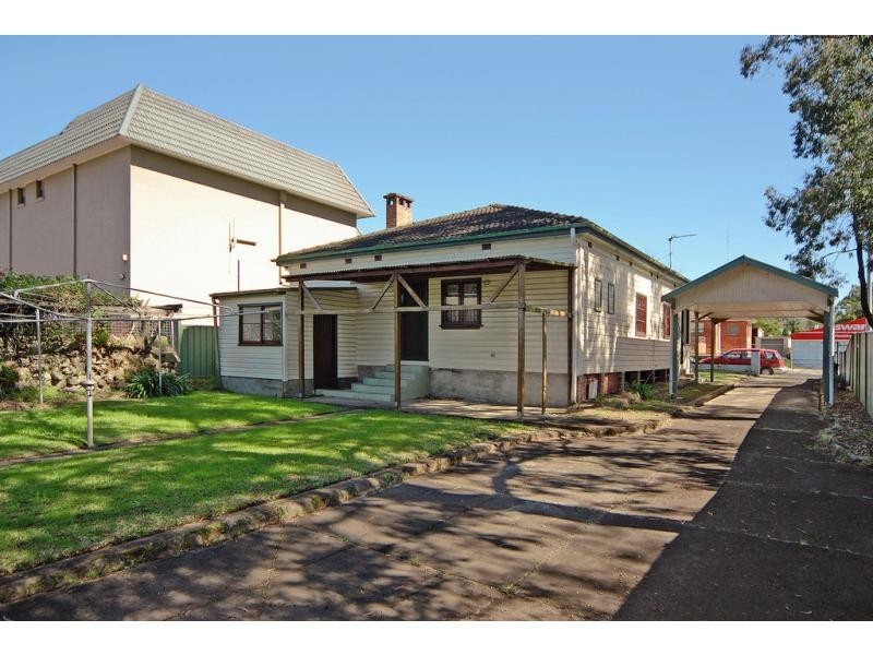 148 Kinghorne Street, Nowra NSW 2541