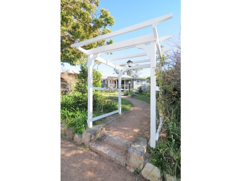 17 Worrigee Street, Nowra NSW 2541