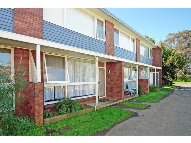 Unit 3/15 Ferry Lane, Nowra NSW 2541