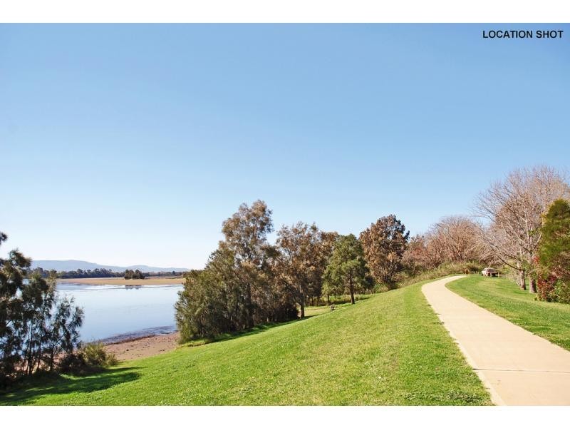 Unit 3/15 Ferry Lane, Nowra NSW 2541