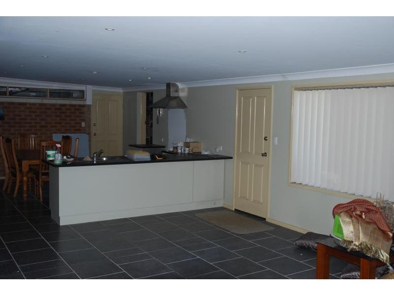 12 Farrar Drive, North Nowra NSW 2541