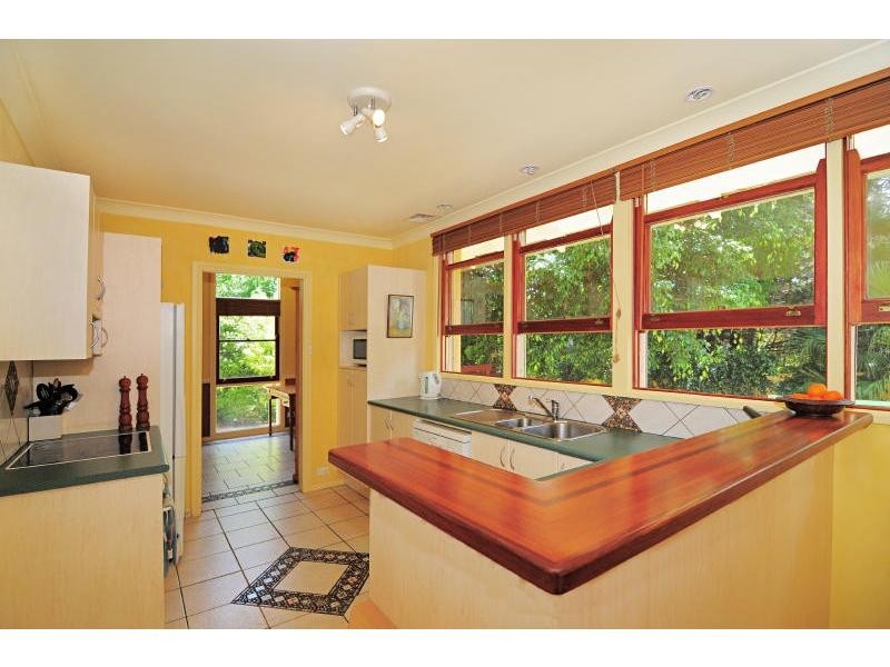 4 Bernadette Avenue, Nowra NSW 2541