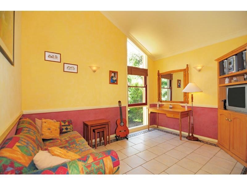 4 Bernadette Avenue, Nowra NSW 2541