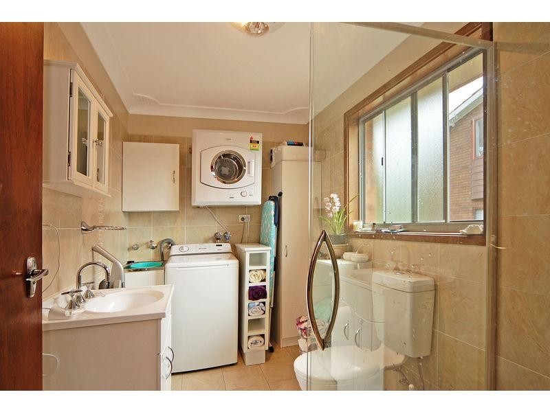 1 & 2/ 26 Karowa Street, Bomaderry NSW 2541