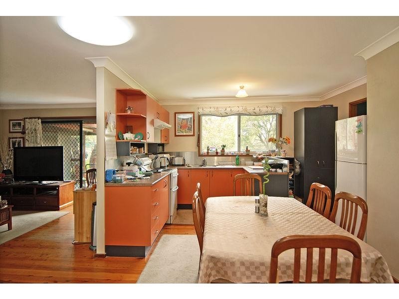 1 & 2/ 26 Karowa Street, Bomaderry NSW 2541