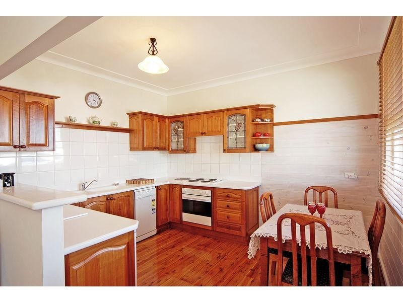 66 Jervis Street, Nowra NSW 2541
