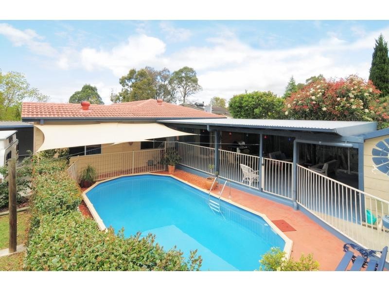 4 Emery Close, Bomaderry NSW 2541