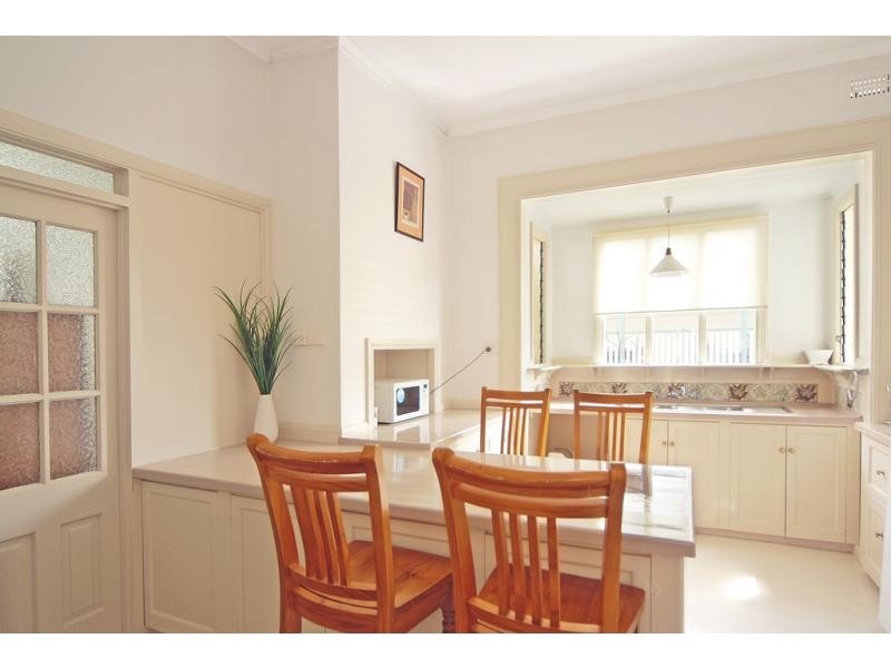 33 Worrigee Street, Nowra NSW 2541