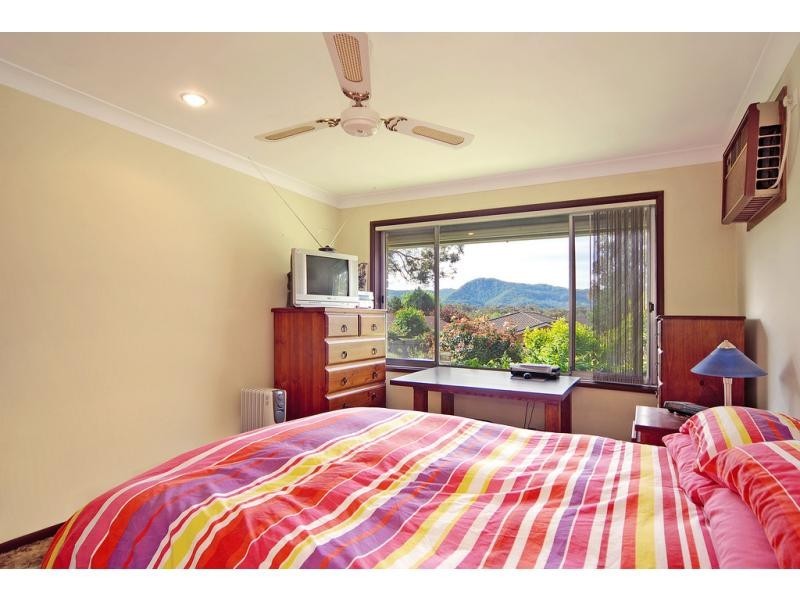 2 Castle Glen, North Nowra NSW 2541