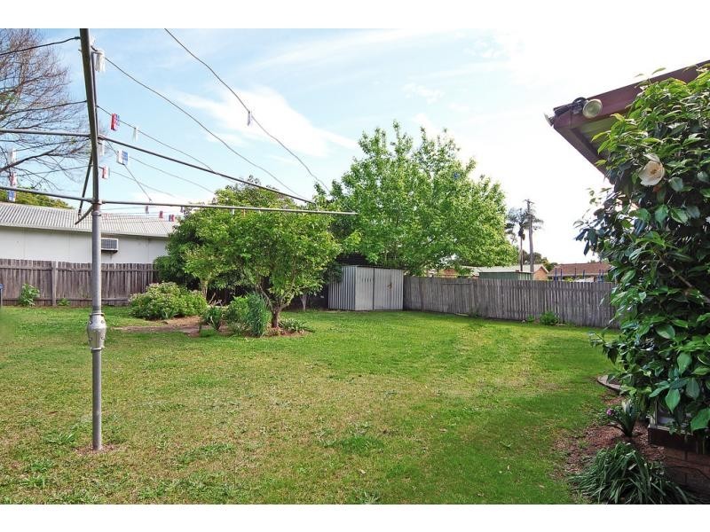 2 Castle Glen, North Nowra NSW 2541