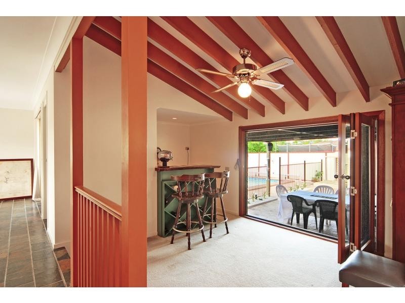 2 Clarke Avenue, North Nowra NSW 2541