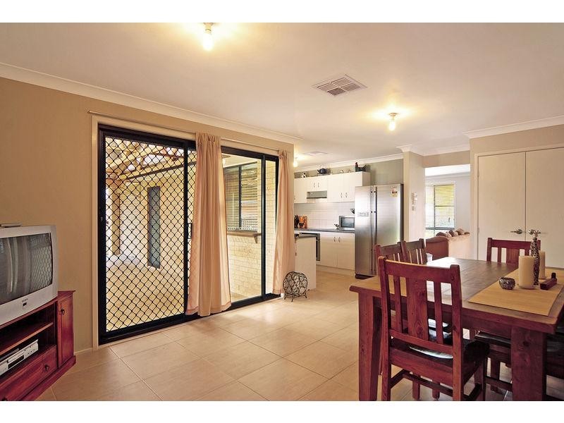 49 St James Crescent, Worrigee NSW 2540