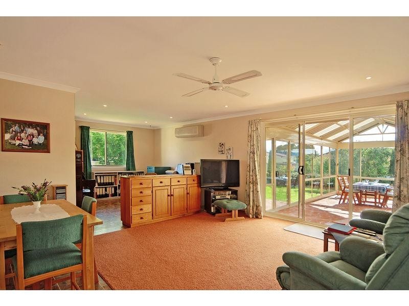 58 Robinia Way, Worrigee NSW 2540