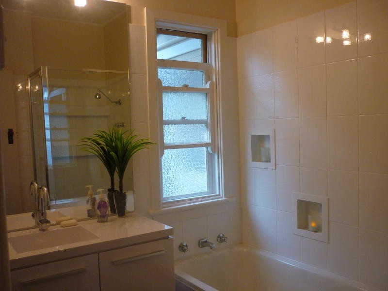 16 Morton Parade, Nowra NSW 2541