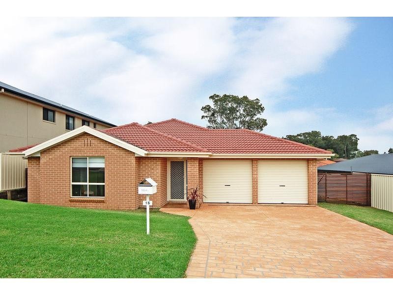 16 Royal Street, Worrigee NSW 2540