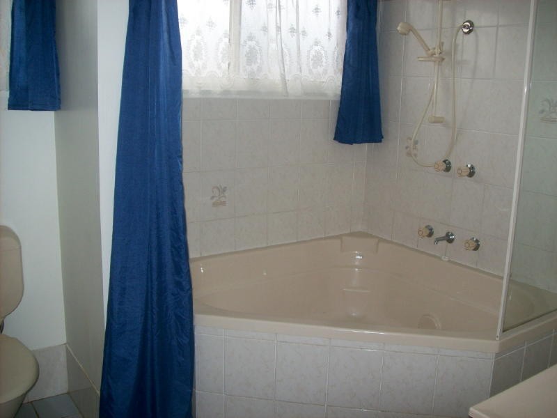 37 Winn Avenue, Basin View NSW 2540