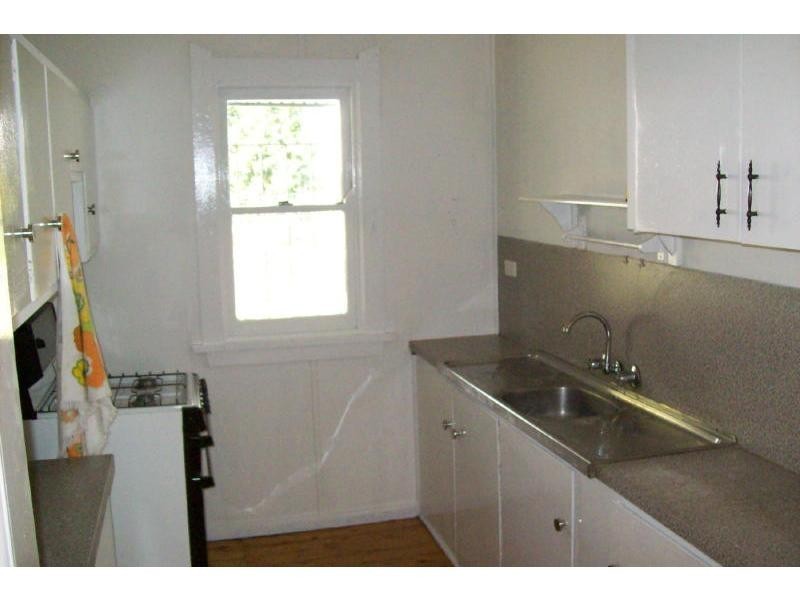 72 East Street, Nowra NSW 2541