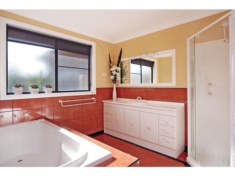 148 Rayleigh Drive, Worrigee NSW 2540