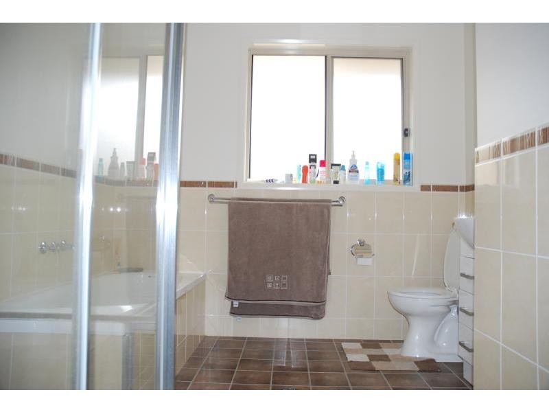 15 Sullivan Street, Worrigee NSW 2540