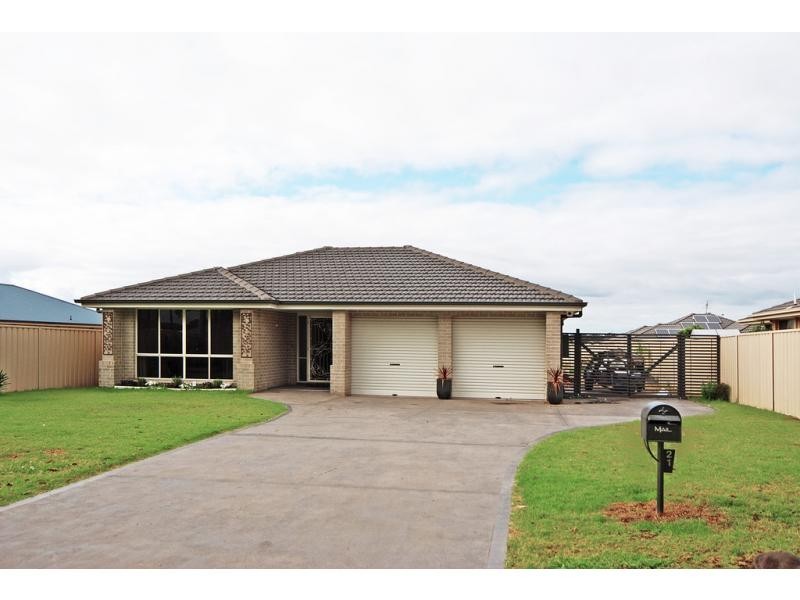 21 The Garden Walk, Worrigee NSW 2540