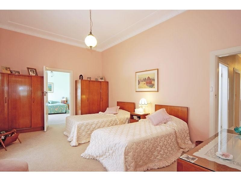 30 Worrigee Street, Nowra NSW 2541