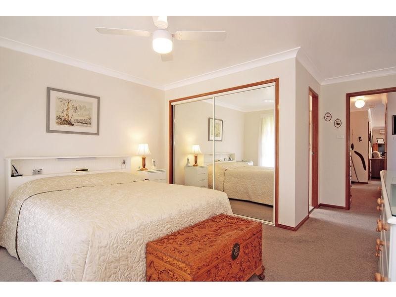 5 Essington Court, Bomaderry NSW 2541