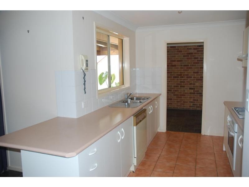 9 Hesperus Close, Nowra NSW 2541