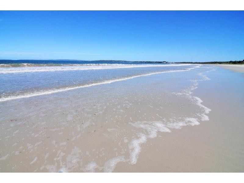 19 Quay Road, Callala Beach NSW 2540