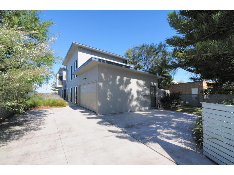 19 Quay Road, Callala Beach NSW 2540