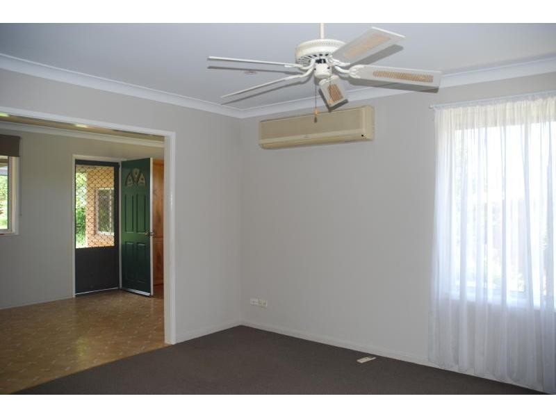 86 Yalwal Road, West Nowra NSW 2541