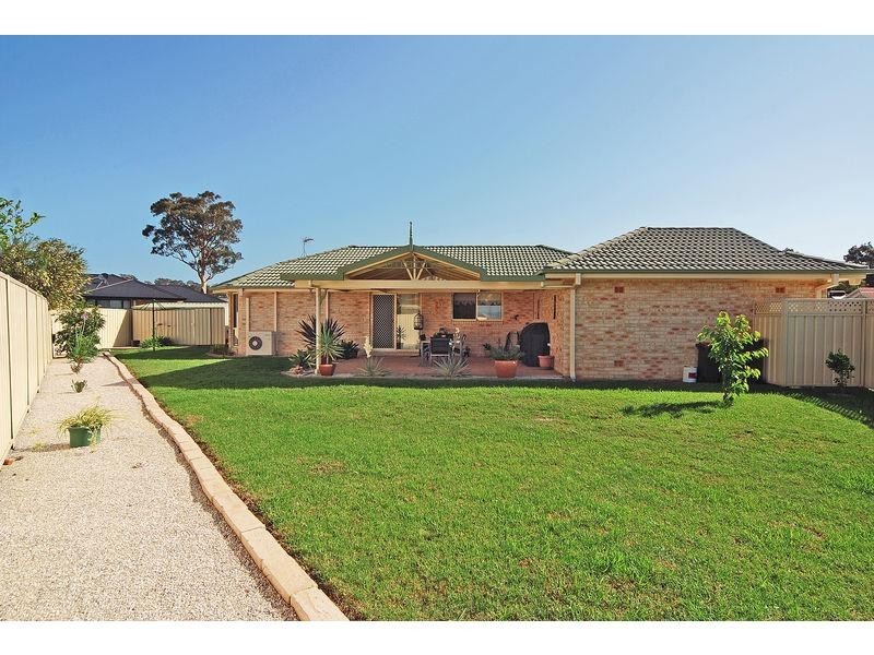 3 Kardella Avenue, Nowra NSW 2541