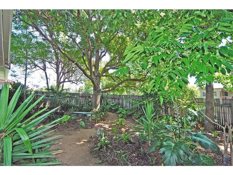 22 Birriley Street, Bomaderry NSW 2541