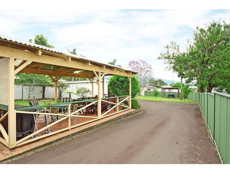 171 Cambewarra Road, Bomaderry NSW 2541