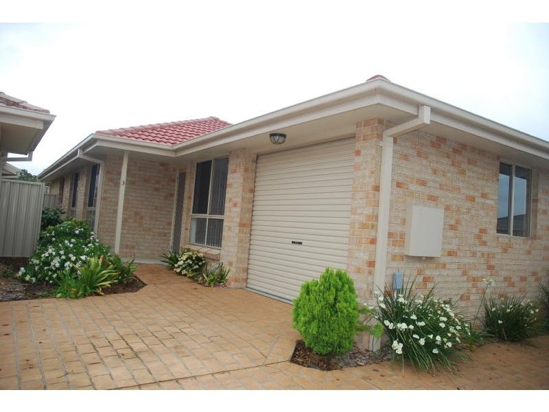 Villa 3/35 Sophia Road, Worrigee NSW 2540