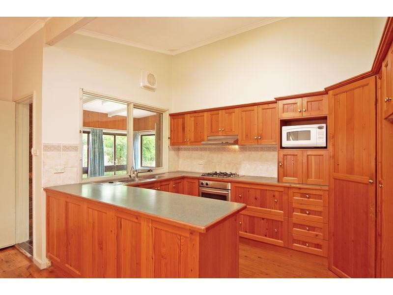 5 Kahlua Crescent, Bomaderry NSW 2541