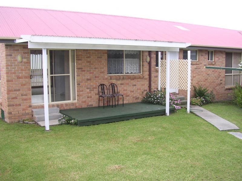 2/3 Acer Place, Worrigee NSW 2540