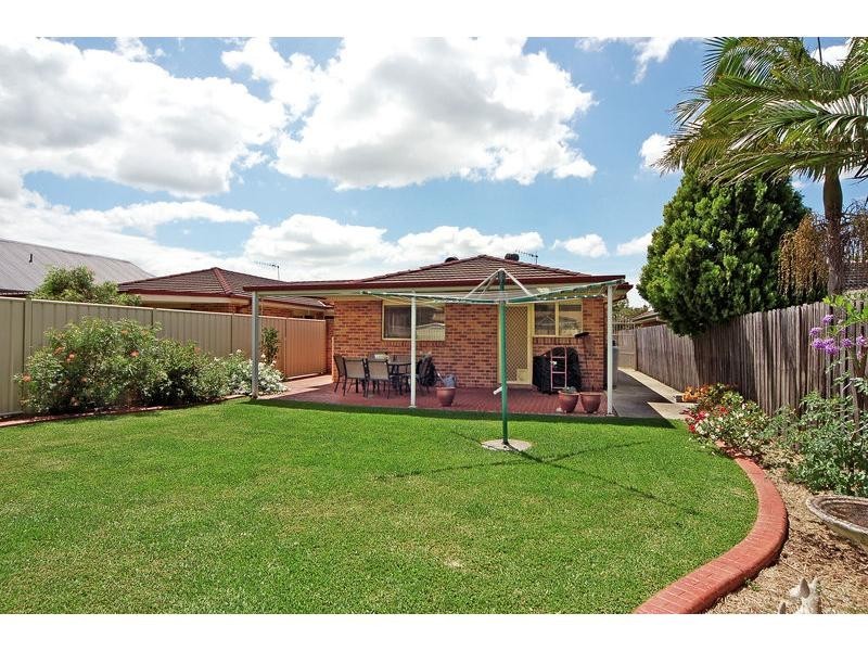 55 Jasmine Drive, Bomaderry NSW 2541