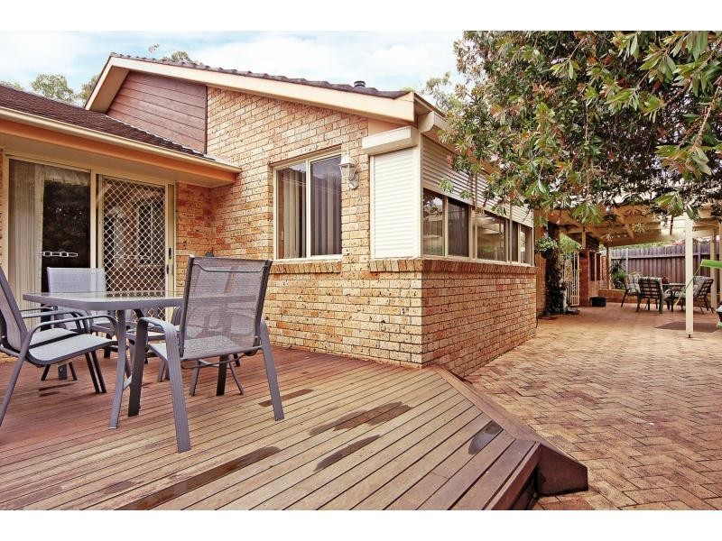 6 Crosby Place, Bomaderry NSW 2541