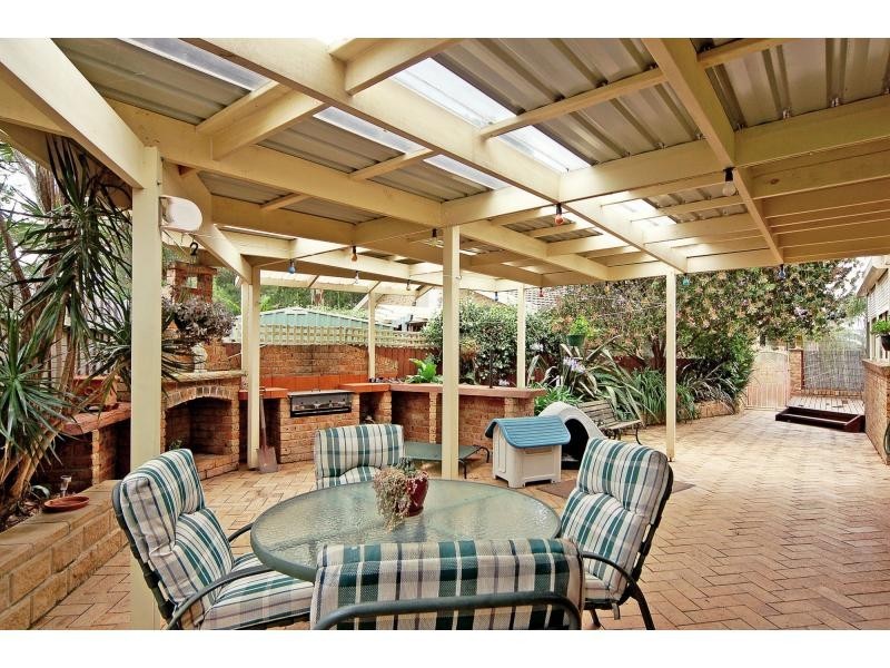 6 Crosby Place, Bomaderry NSW 2541