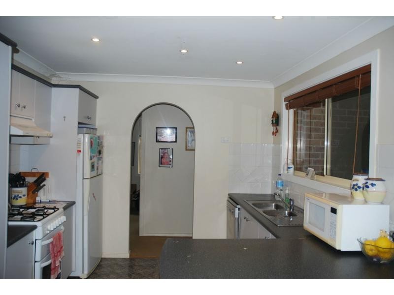 37 Isa Road, Worrigee NSW 2540