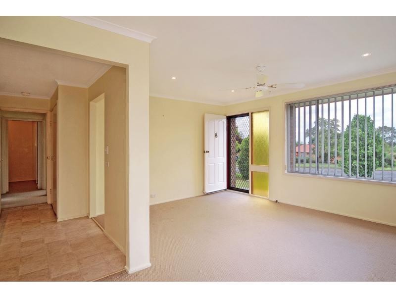 6 Asquith Close, North Nowra NSW 2541