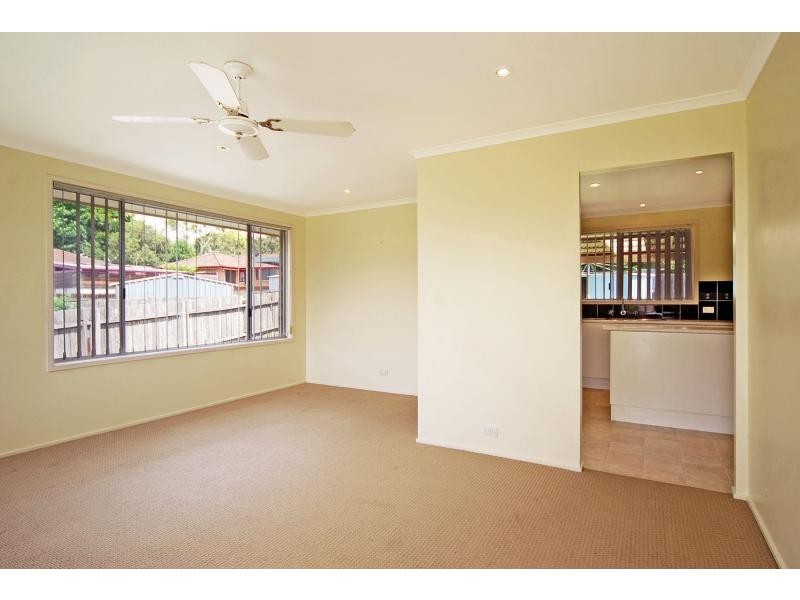6 Asquith Close, North Nowra NSW 2541