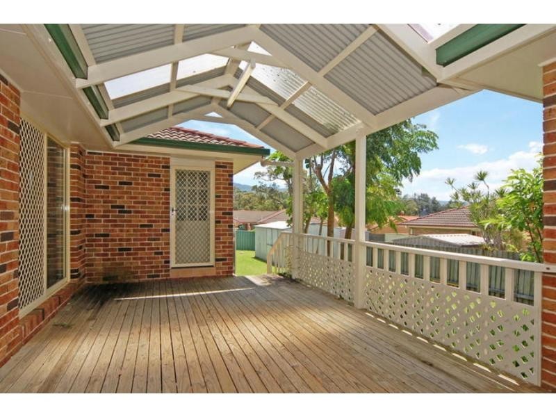 2 Regent Place, Bomaderry NSW 2541