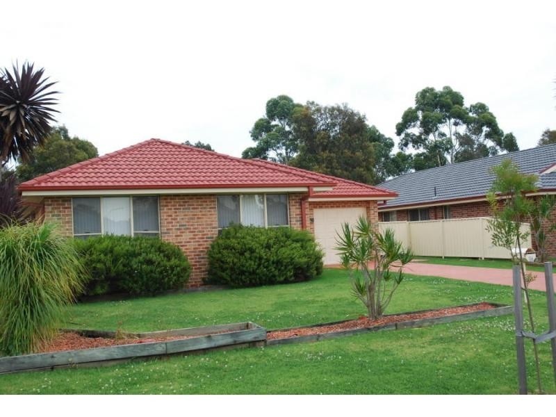 30 Kardella Avenue, Nowra NSW 2541
