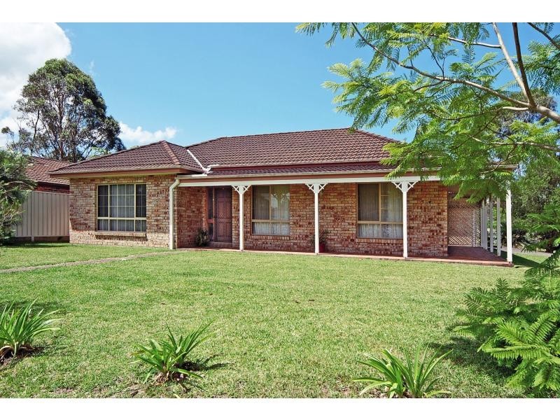 9 Chatsworth Crescent, North Nowra NSW 2541