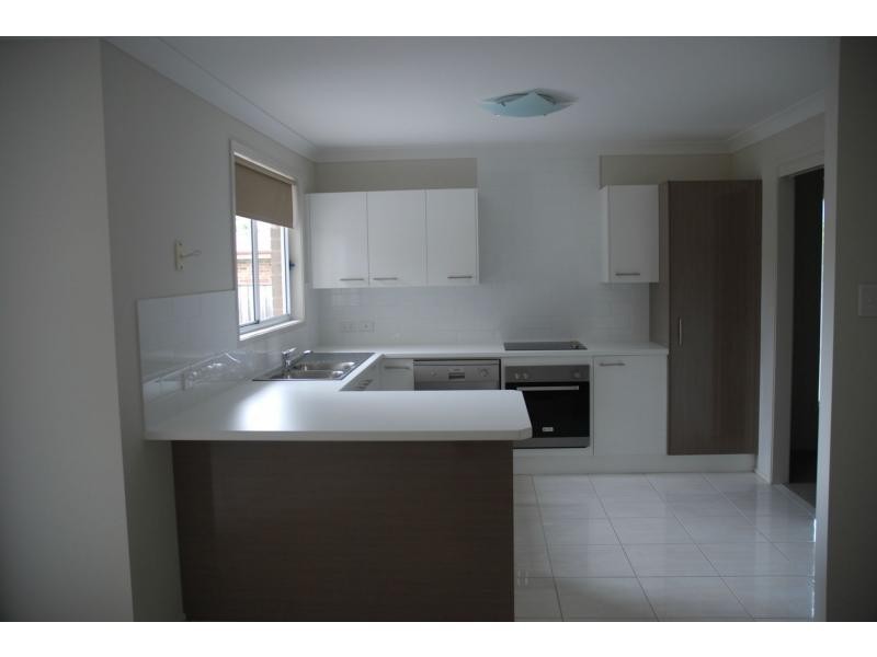 35 Golden Grove, Worrigee NSW 2540