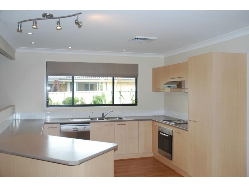 13 Lacebark Avenue, Worrigee NSW 2540